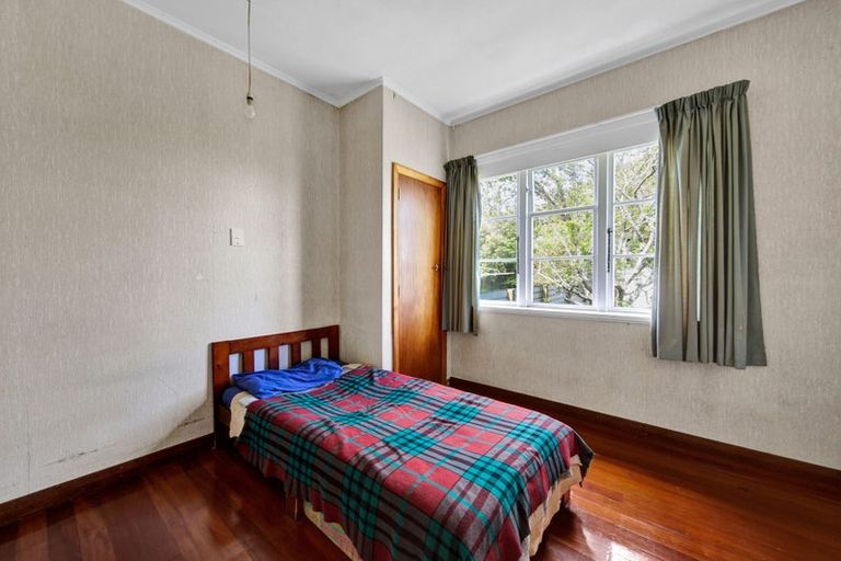 Photo of property in 40-42 Dixon Avenue, Hawera, 4610