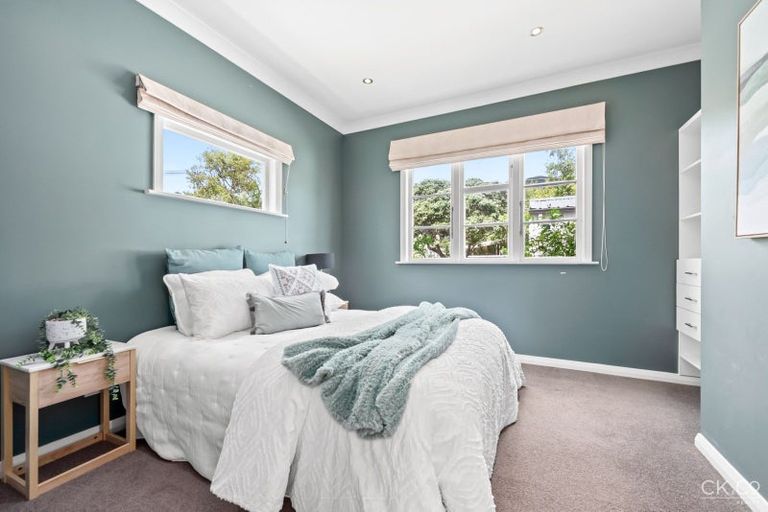 Photo of property in 27a Bauchop Road, Waterloo, Lower Hutt, 5011