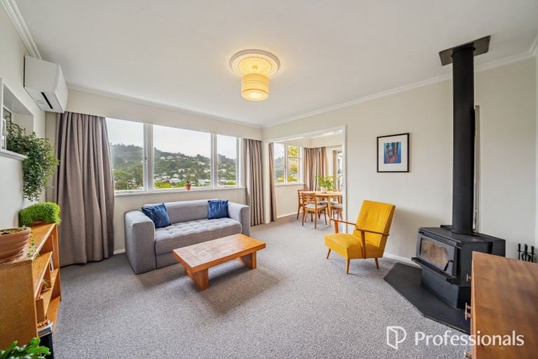 Photo of property in 11 Morrison Grove, Stokes Valley, Lower Hutt, 5019