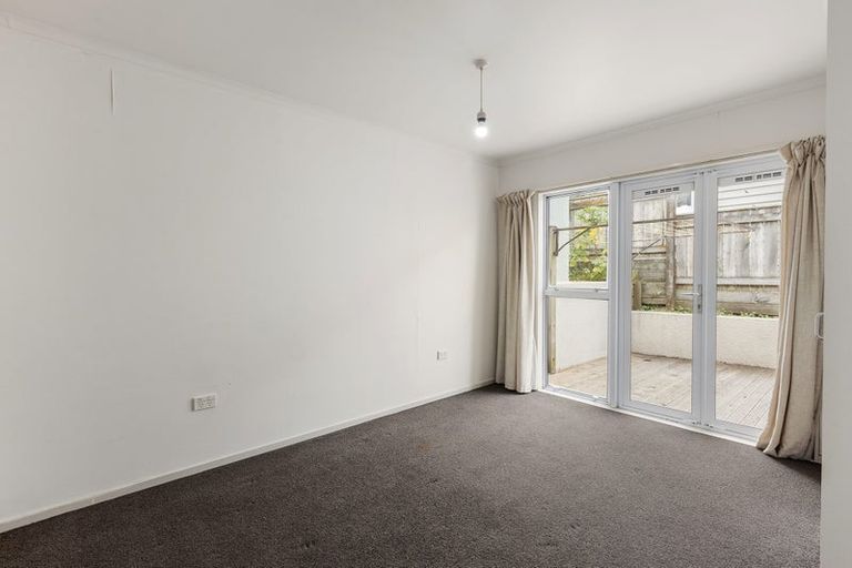 Photo of property in 12b Roxburgh Street, Mount Victoria, Wellington, 6011