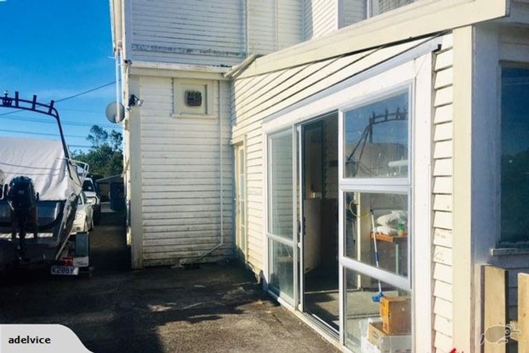 Photo of property in 3 Carrington Street, Inglewood, 4330