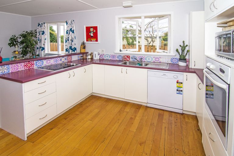 Photo of property in 43c Roberts Road, Lansdowne, Masterton, 5810