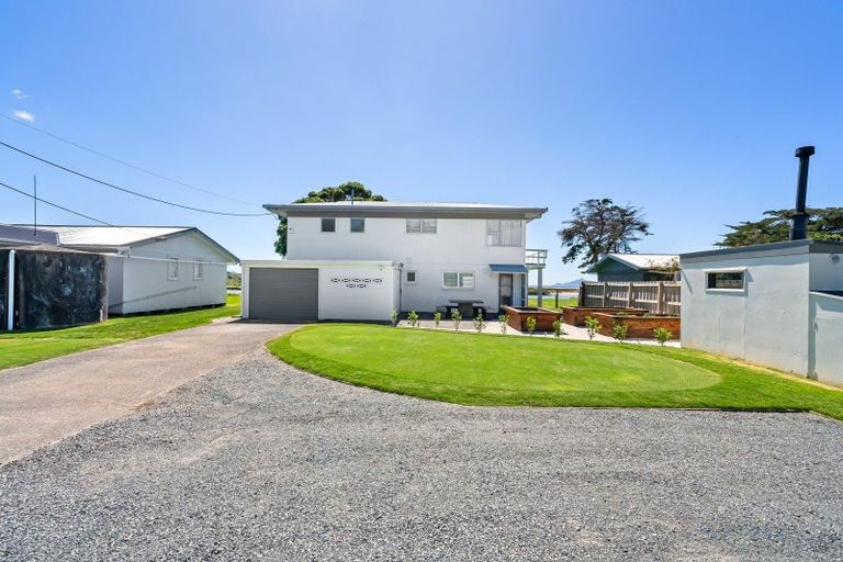 Photo of property in 281 Cove Road, Waipu, 0582