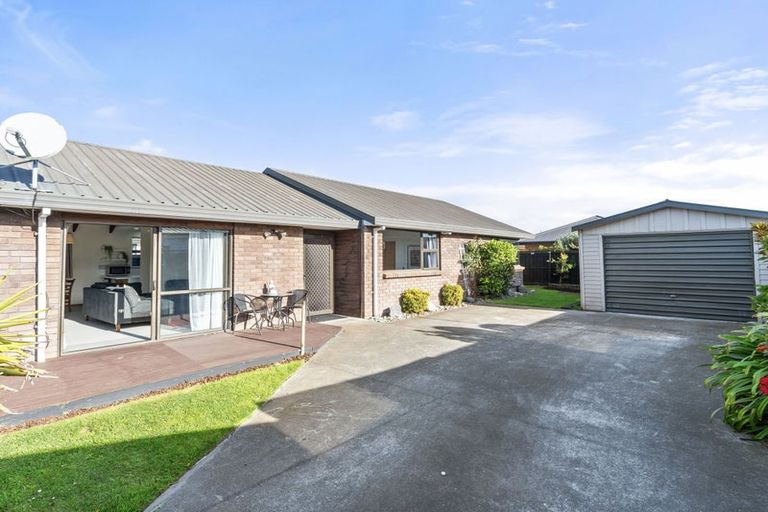 Photo of property in 2/26 Neill Street, Hornby, Christchurch, 8042