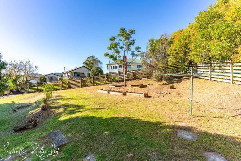 Photo of property in 52 Hurndall Street East, Maungaturoto, 0520