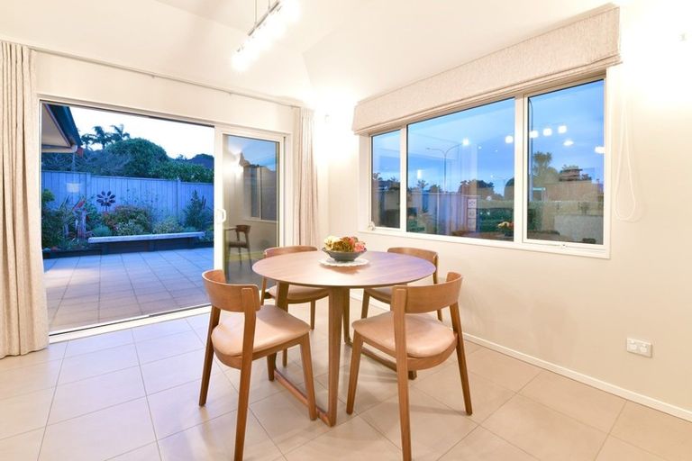 Photo of property in 65 Chesterfield Way, Orewa, 0931