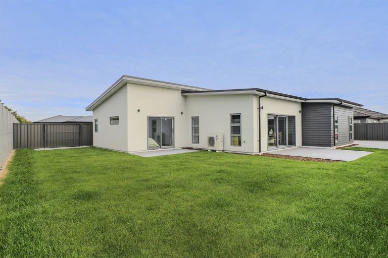 Photo of property in 9 Cassin Place, Taradale, Napier, 4112