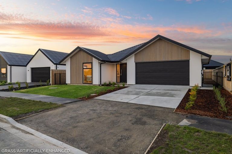 Photo of property in 10 Matamoe Drive, Halswell, Christchurch, 8025