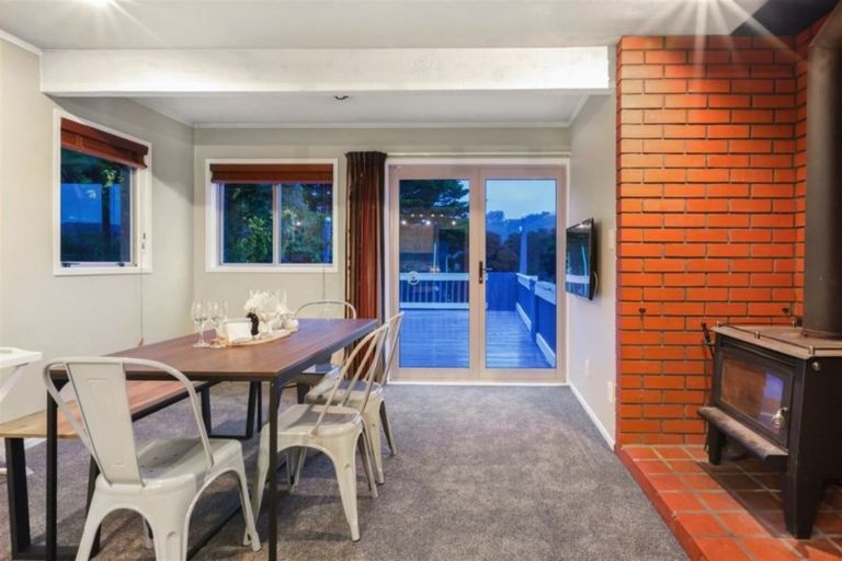 Photo of property in 10 Venus Place, Whitby, Porirua, 5024