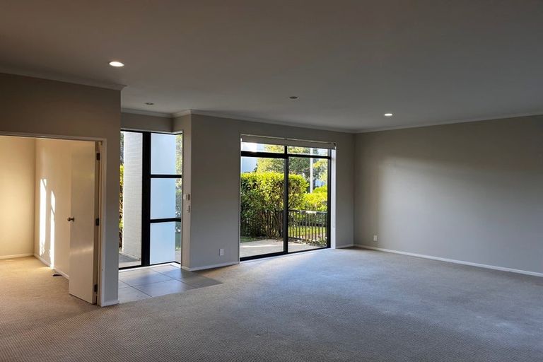 Photo of property in 51 Bluegrey Avenue, Stonefields, Auckland, 1072