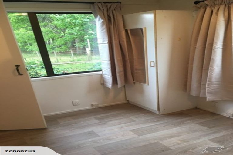 Photo of property in 1254 State Highway 16, Waimauku, 0883