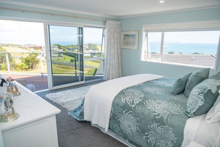 Photo of property in 11 Midgard Road, Coopers Beach, 0420