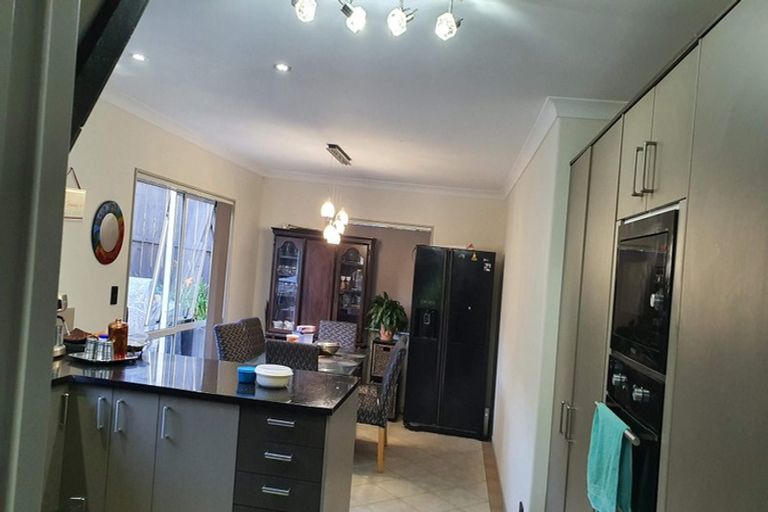 Photo of property in 76b Rathmar Drive, Manurewa, Auckland, 2105