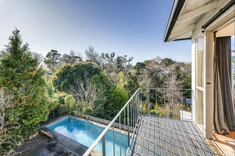 Photo of property in 109 Chaucer Road, Hospital Hill, Napier, 4110