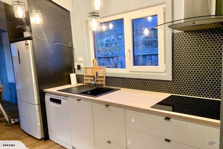 Photo of property in 120 Stone Street, Wanaka, 9305