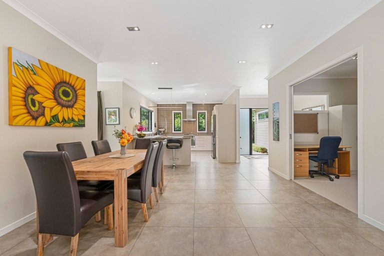Photo of property in 174 Mapara Road, Acacia Bay, Taupo, 3385