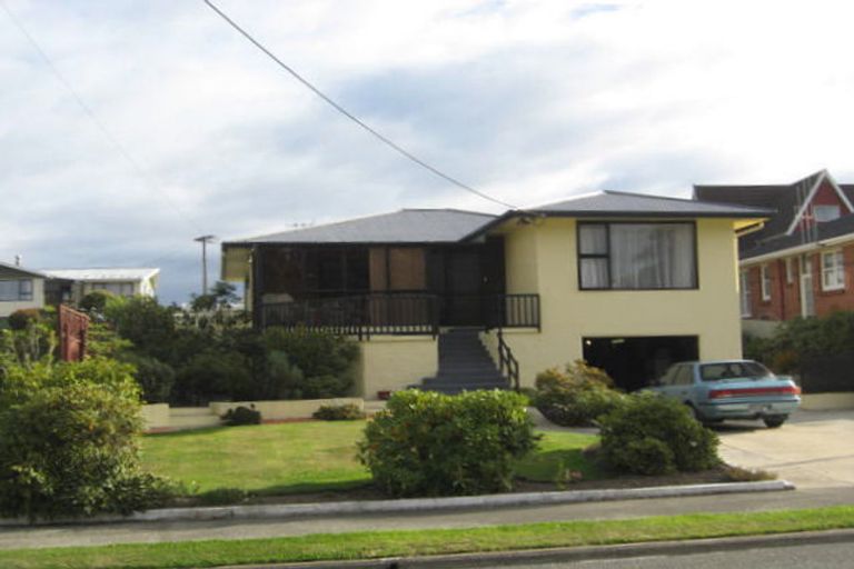 Photo of property in 13 Oxford Street, Holmes Hill, Oamaru, 9401