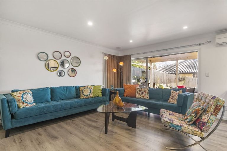 Photo of property in 40 Spoonbill Place, Unsworth Heights, Auckland, 0632