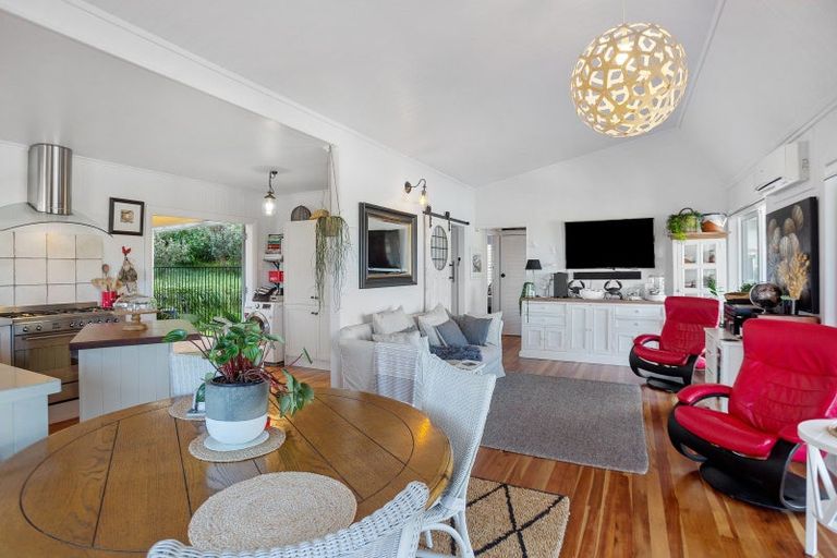 Photo of property in 43 Waiomu Valley Road, Waiomu, Thames, 3575