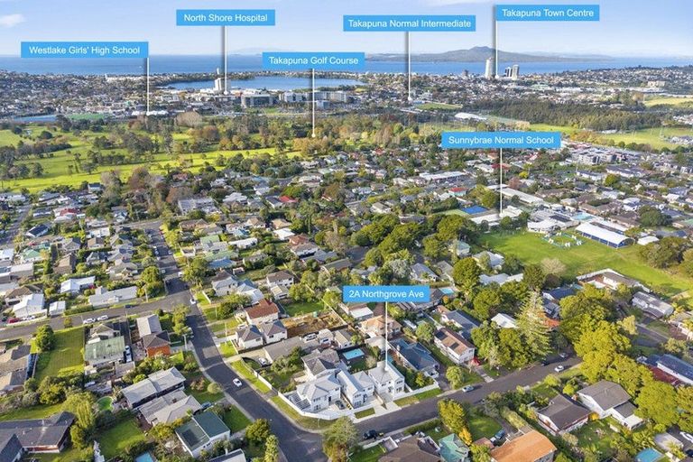 Photo of property in 2a Northgrove Avenue, Hillcrest, Auckland, 0627