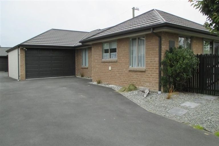 Photo of property in 96 Mackenzie Avenue, Woolston, Christchurch, 8023