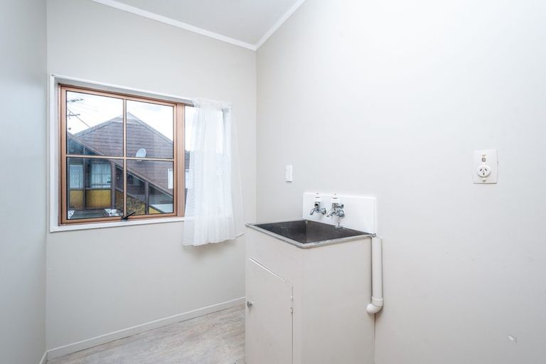 Photo of property in 4b Earp Street, Johnsonville, Wellington, 6037