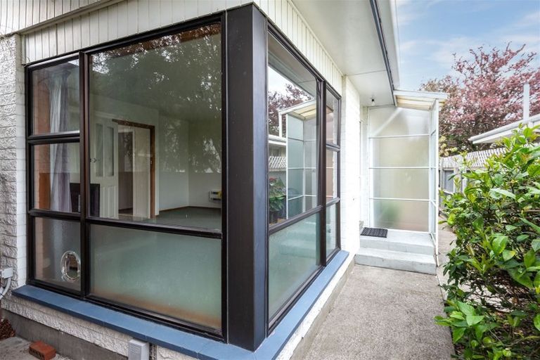 Photo of property in 2/2 Greenpark Street, Hoon Hay, Christchurch, 8025