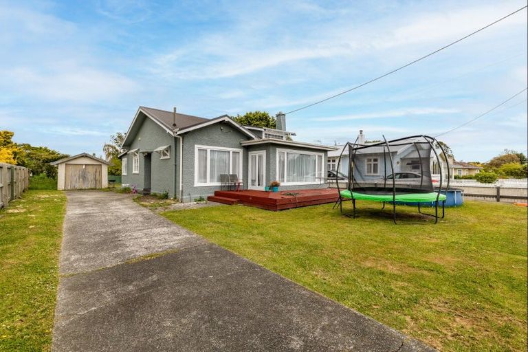 Photo of property in 37 Harris Street, Marton, 4710