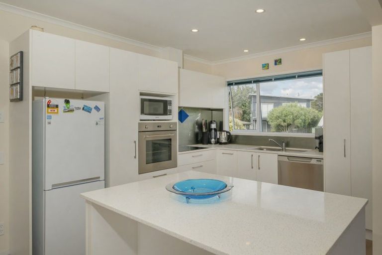 Photo of property in 13 Easdale Place, Pauanui, Hikuai, 3579