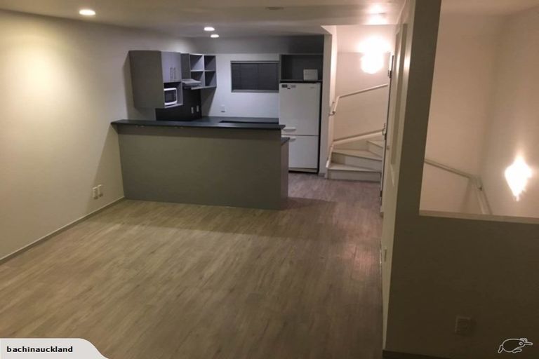 Photo of property in 6 Scotia Place, Te Kamo, Whangarei, 0112