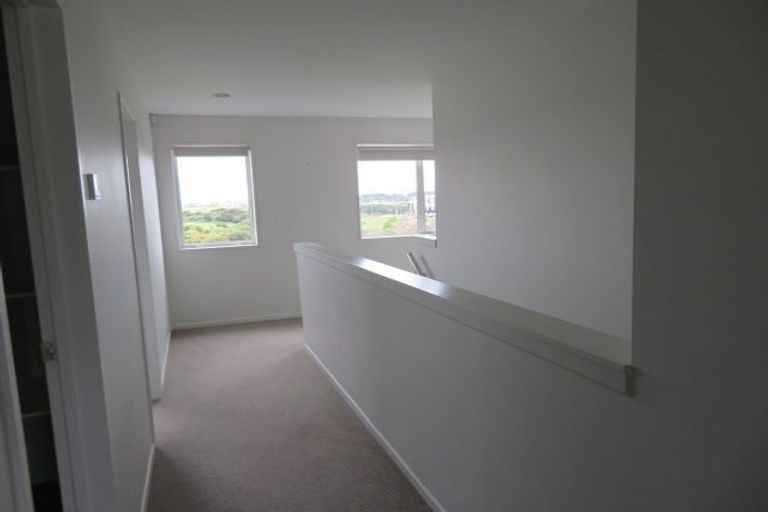 Photo of property in 70 Pencaitland Drive, Flat Bush, Auckland, 2019
