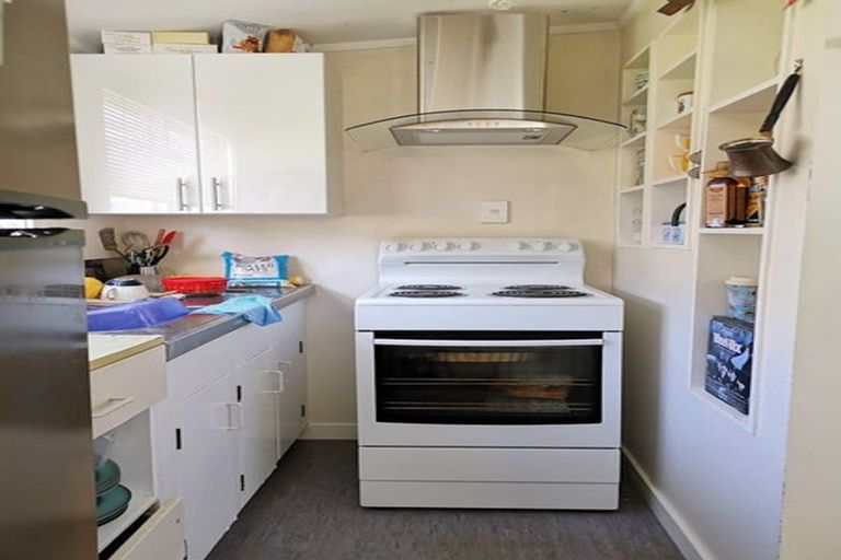 Photo of property in 69 Pirie Street, Mount Victoria, Wellington, 6011