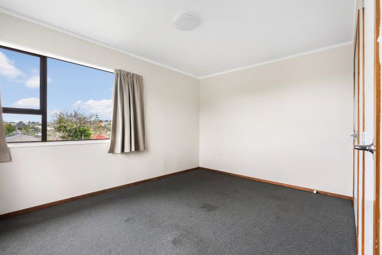 Photo of property in 7 Yule Place, Massey, Auckland, 0614