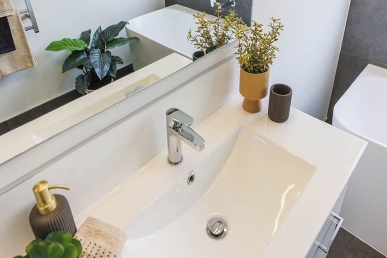 Photo of property in 30 Audax Lane, Pyes Pa, 3112