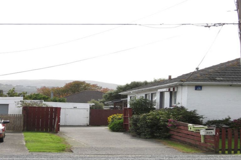 Photo of property in 215 Naenae Road, Naenae, Lower Hutt, 5011