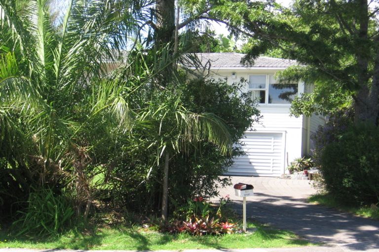 Photo of property in 63 Roseberry Avenue, Birkenhead, Auckland, 0626