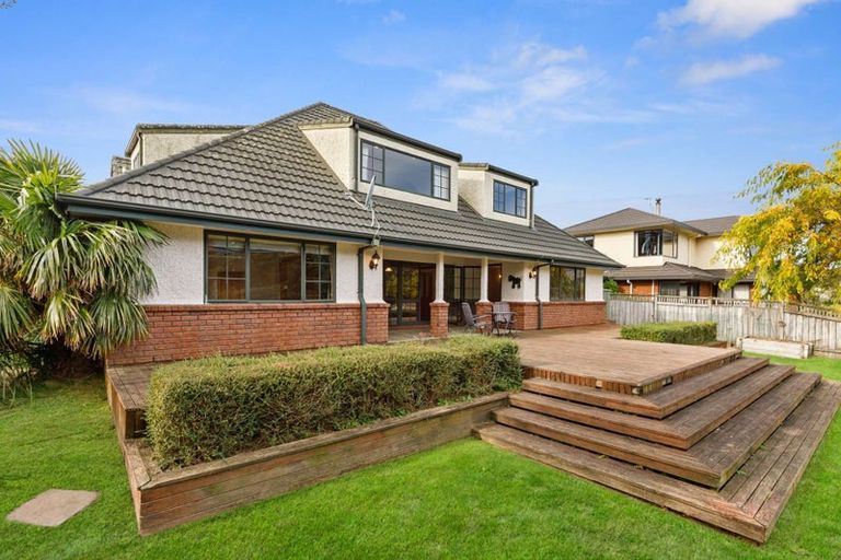 Photo of property in 116 Pacific Drive, Fitzherbert, Palmerston North, 4410