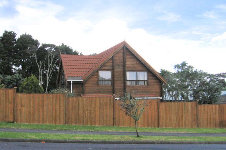 Photo of property in 26 Hakea Place, Totara Heights, Auckland, 2105