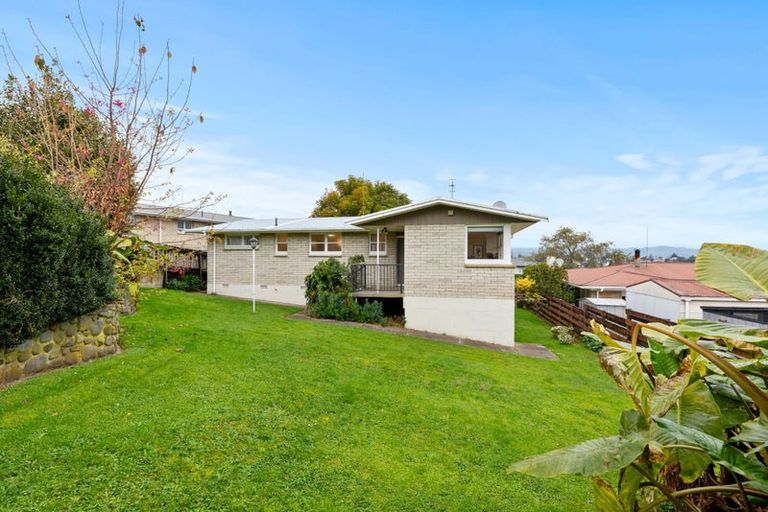 Photo of property in 19 Regent Street, Brookfield, Tauranga, 3110