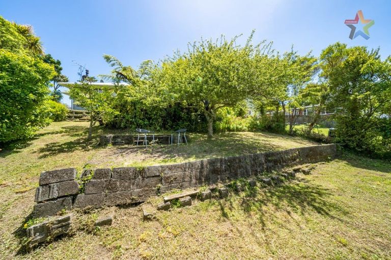 Photo of property in 101 Pomare Road, Tirohanga, Lower Hutt, 5010