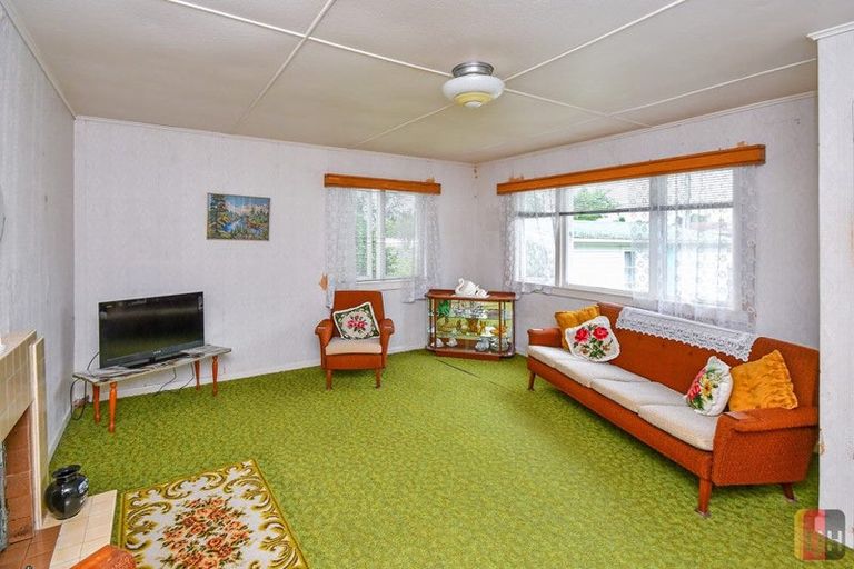 Photo of property in 130 Old Wairoa Road, Papakura, 2110