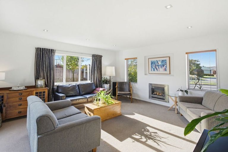 Photo of property in 35 Heathridge Place, Lincoln, 7608