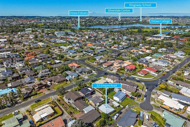 Photo of property in 3/5 Empire Road, Orewa, 0931