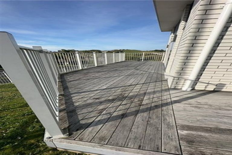 Photo of property in 2 Derbyshire Place, Dinsdale, Hamilton, 3204