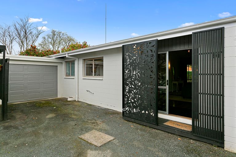 Photo of property in 80 Princes Street, Cambridge, 3434