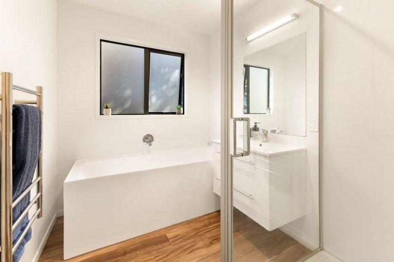 Photo of property in 8 Island View Close, Paihia, 0200