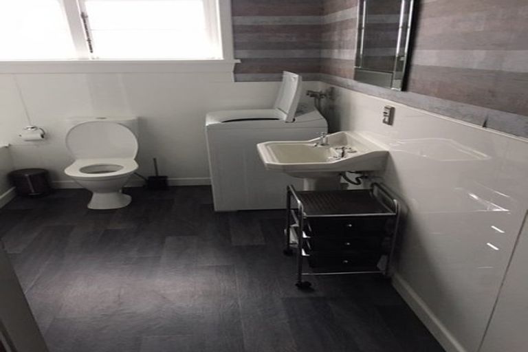 Photo of property in 92 George Street, Windsor, Invercargill, 9810