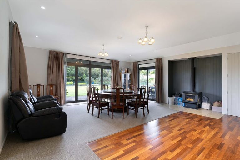 Photo of property in 493 Whitford Road, Whitford, 2571