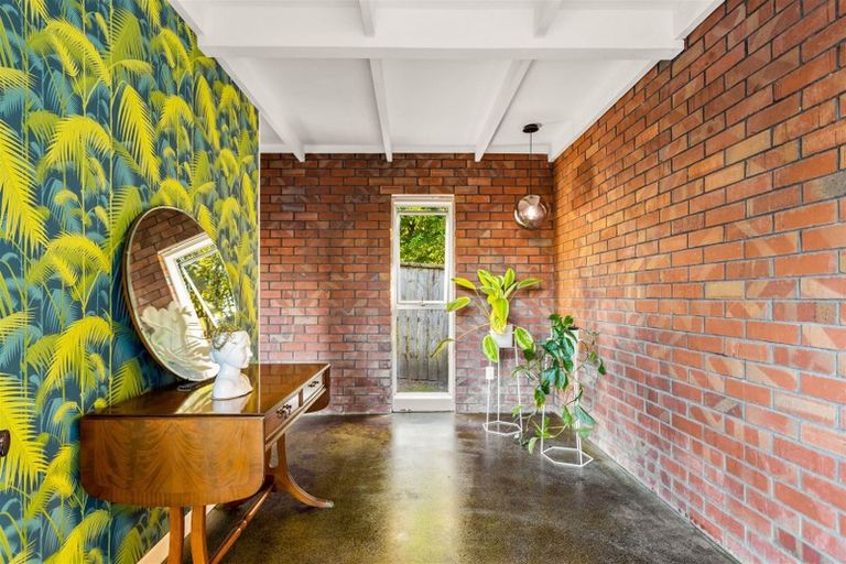 Photo of property in 68b Te Atatu Road, Te Atatu South, Auckland, 0610