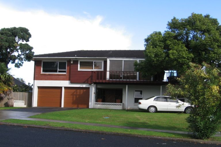 Photo of property in 33 Clovelly Road, Bucklands Beach, Auckland, 2012